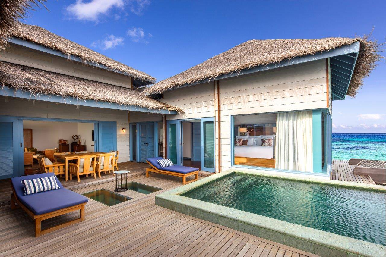 Raffles Maldives Meradhoo - مسكن عائم يمكنك من مشاهدة غروب الشمس مع حمام سباحة